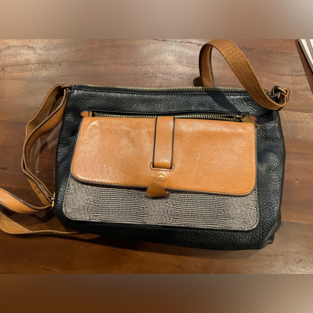 Fossil crossbody bag